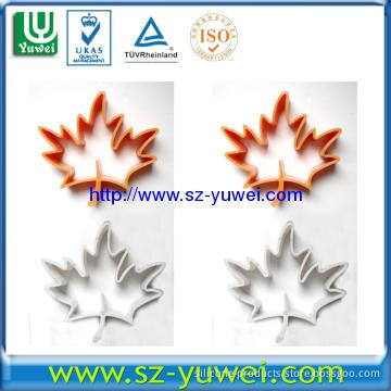 FDA approved Plastic Cookies Cutter with Maple Leaf shape